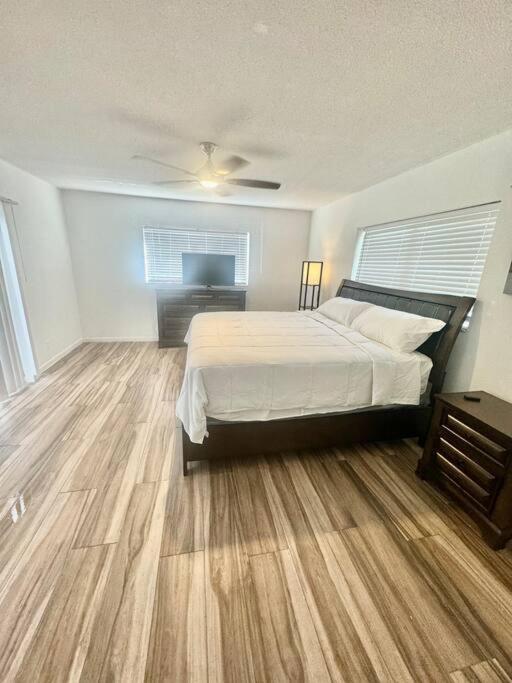 Nearby Beach, Pool, King Beds, Wi-Fi, Parking Plantation Exterior foto